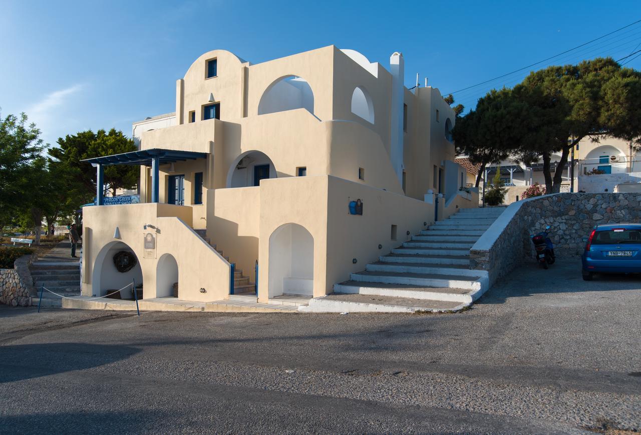 Cultural House Aparthotel Pýrgos Exteriör bild